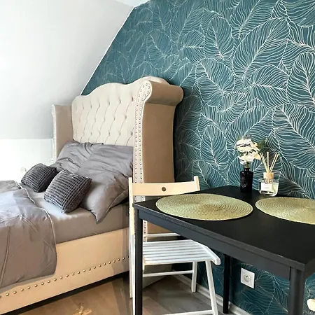 Cozy Studio Near City Prague Exterior photo